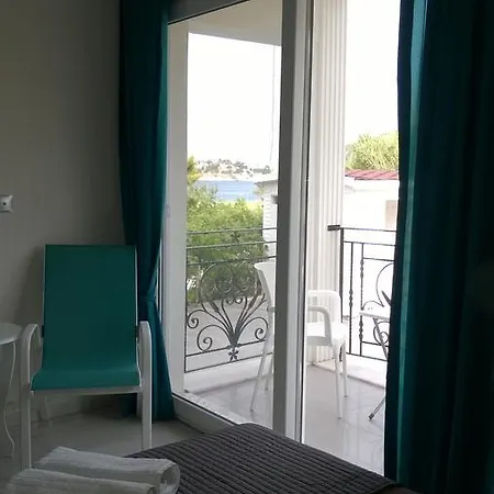 Seza Butik Hotel *
