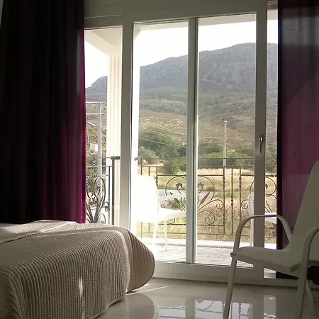Seza Butik Otel Karaburun (Izmir)
